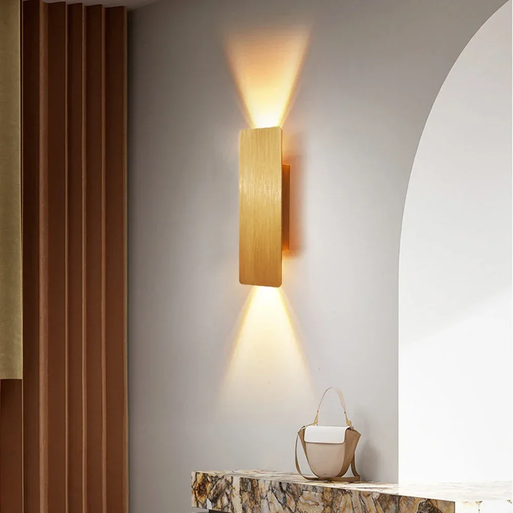 Простой светодиодный настенный – обзор и цена Decor Lighting Cy